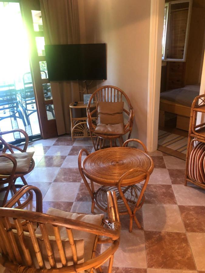 Oeroekzoeld Apartmanok بالاتونفينيفيس المظهر الخارجي الصورة